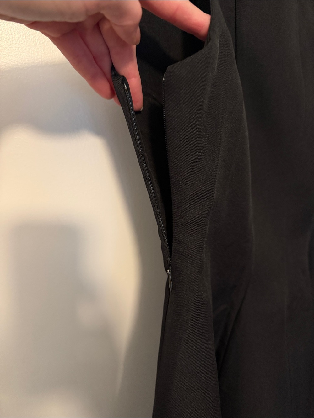 Classic Black Sleeveless A-Line Dress With Bow-tie Should Details - Picture 5 of 12
